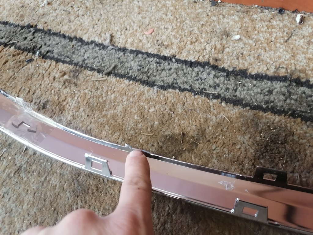 фото №9, Молдинг бампера vw touareg 2014-2018