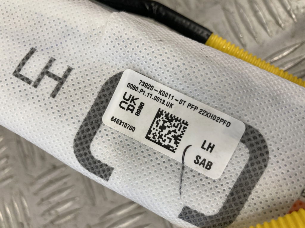 фото №2, Подушка сидіння зовнішня ліва права yaris cross 21-