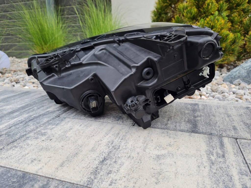 Opel insignia b рестайлінг  ліхтарі  перед full led eco led base 39136825, 39136826 в Україні