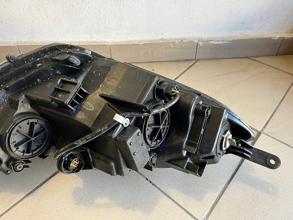 фото №12, Hyundai ix20 ix-20 10- лампа передняя перед левая