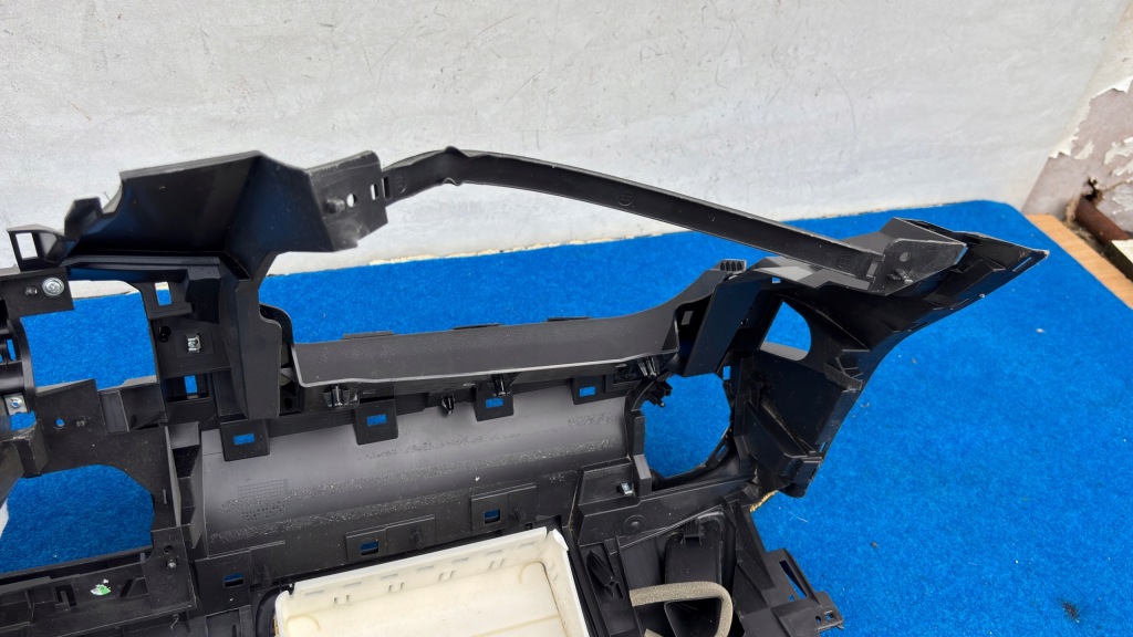 фото №8, Mercedes x-klasa w470 x-classe консоль приборная панель приборная 681pm5xa0a wp5dm