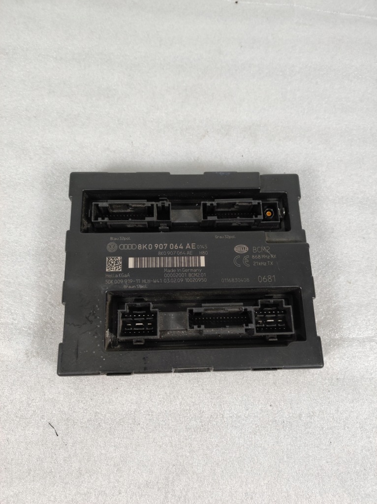 фото №1, Audi a4 b8 a5 8k0907064ae модуль комфорта оригинал