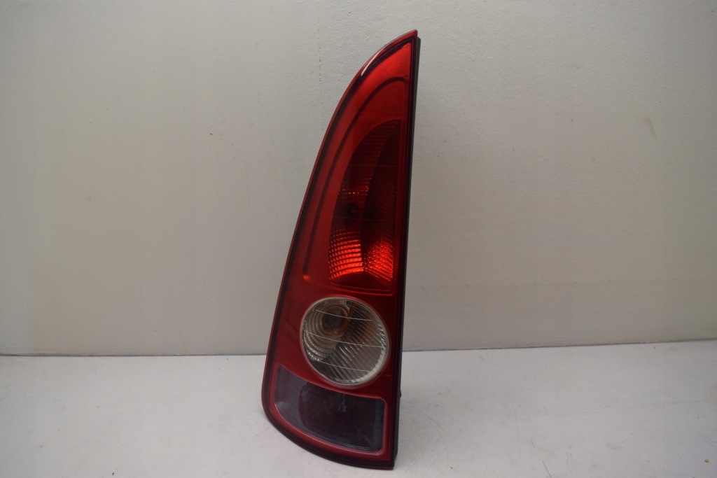 фото №1, Renault espace iv лампа левый задняя 8200027153