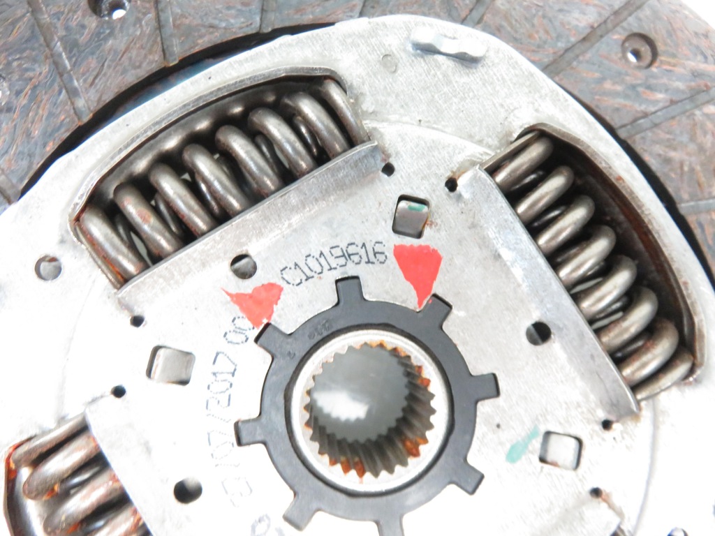 фото №9, Колесо маховик clio ii 1.5 dci c1019616 c1019608