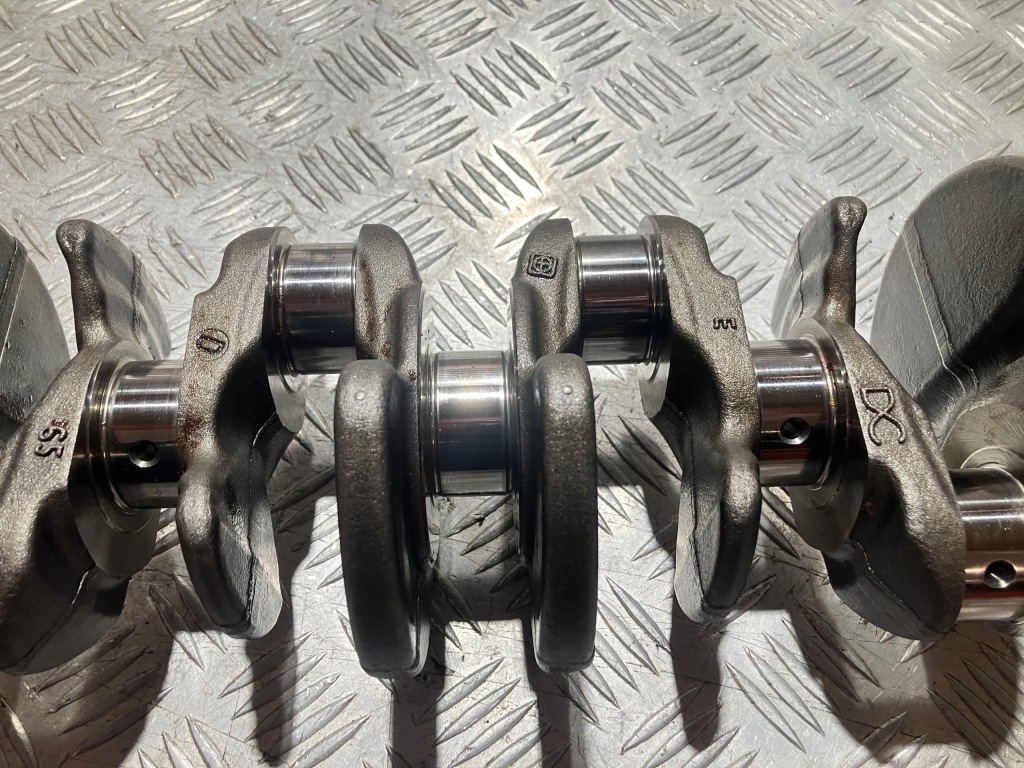 Wał коленчатый mercedes a klasa w177 1.3 cgi 282914 Киев