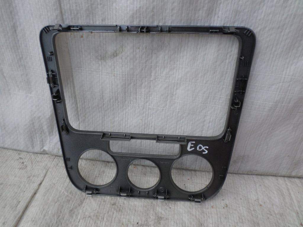 фото №2, Рамка решётка защита vw eos 1q0858071e