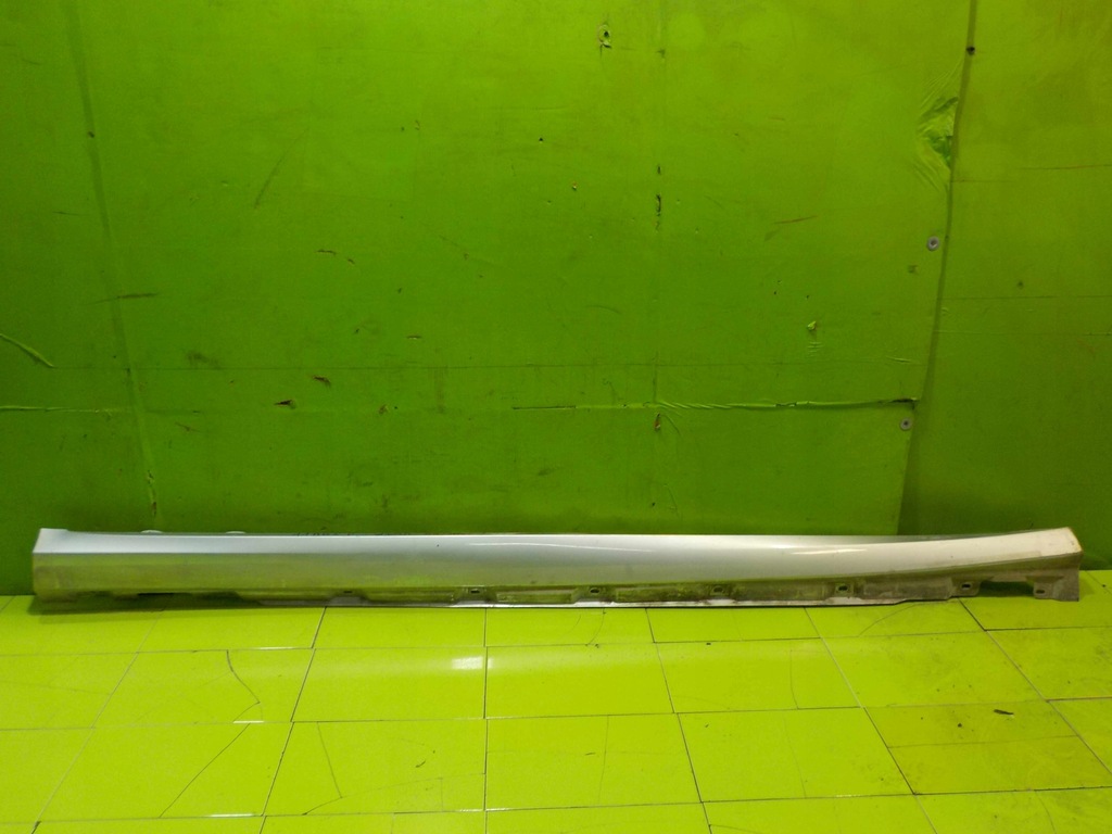 фото №1, Mercedes r w251 07r kombi молдинг порог правая