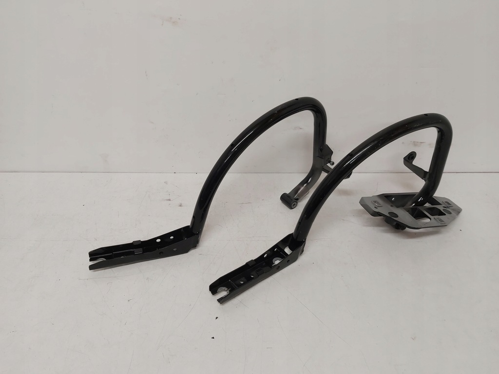 фото №1, Петля кришки багажника лівий правий mercedes w206