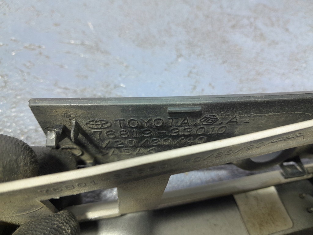 фото №5, Toyota camry viii xv70 17- накладка накладка крышки багажника 76811-33520 4x1