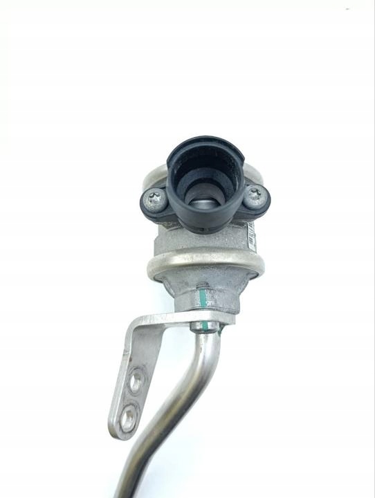 фото №5, Клапан, система насоса повітря вторинного bentley bentayga 2017 079131101ac