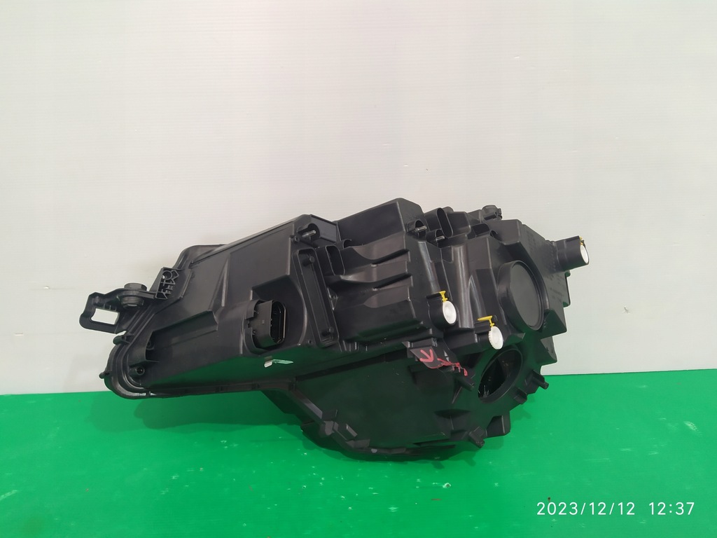 фото №8, Лампа перед права skoda karoq 57b941016