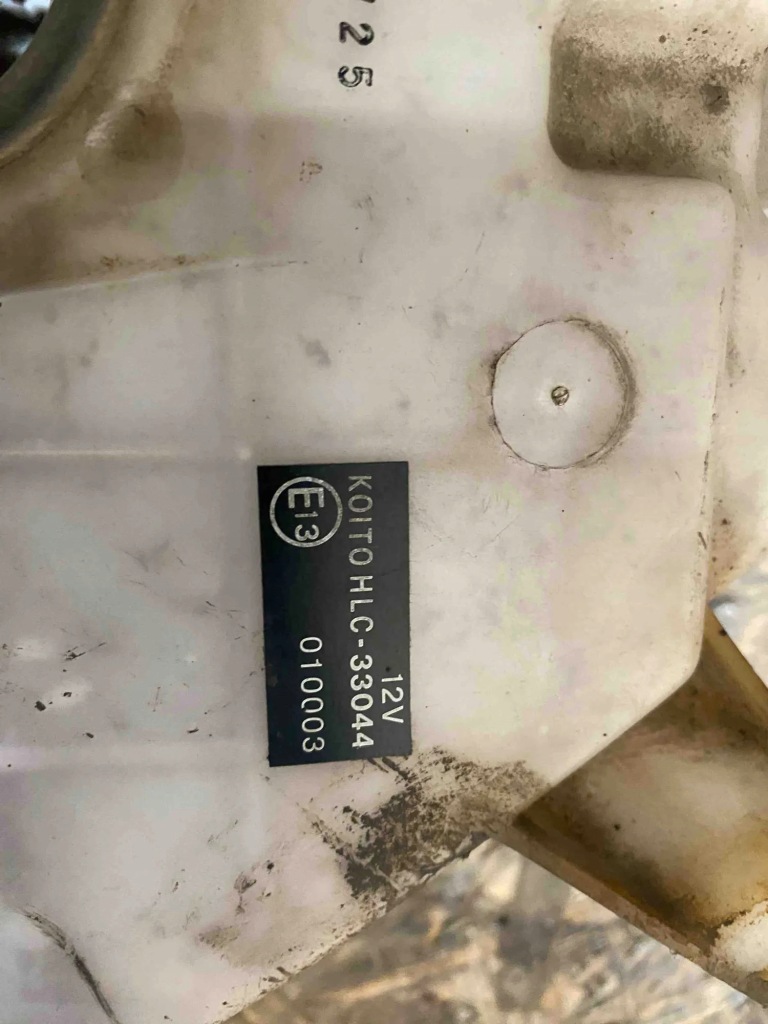 Бачок омывателя toyota land cruiser 90 _j9_ 060351857 3.0l Киев