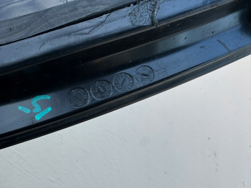 Tesla model 3 iii 17r- стекло кузовная левая левый задний  задняя 1514978-00 Цена