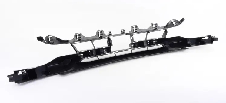 фото №1, Решётка радиатора бампера bmw p. 3 f30