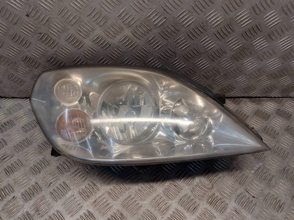 фото №1, Лампа правый перед преобразователь запчасти primera p12