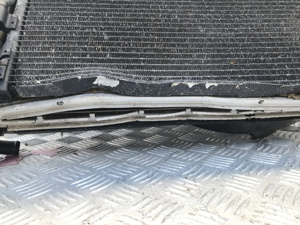 Радіатор вентилятор audi q2 16- 1.5 tsi 5q0816411as Недорого