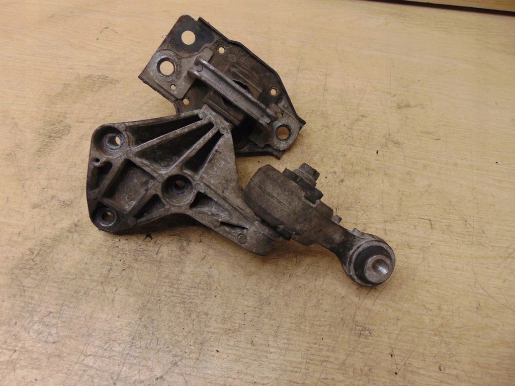 фото №7, Подушка двигателя кронштейн nissan qashqai j10 1.5 dci