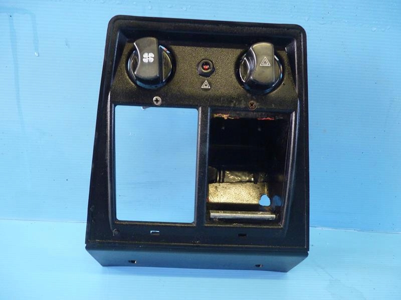 фото №1, Skoda 105 панель обдув