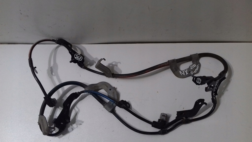 фото №1, Lexus nx 200-f-sport жгут задний балка