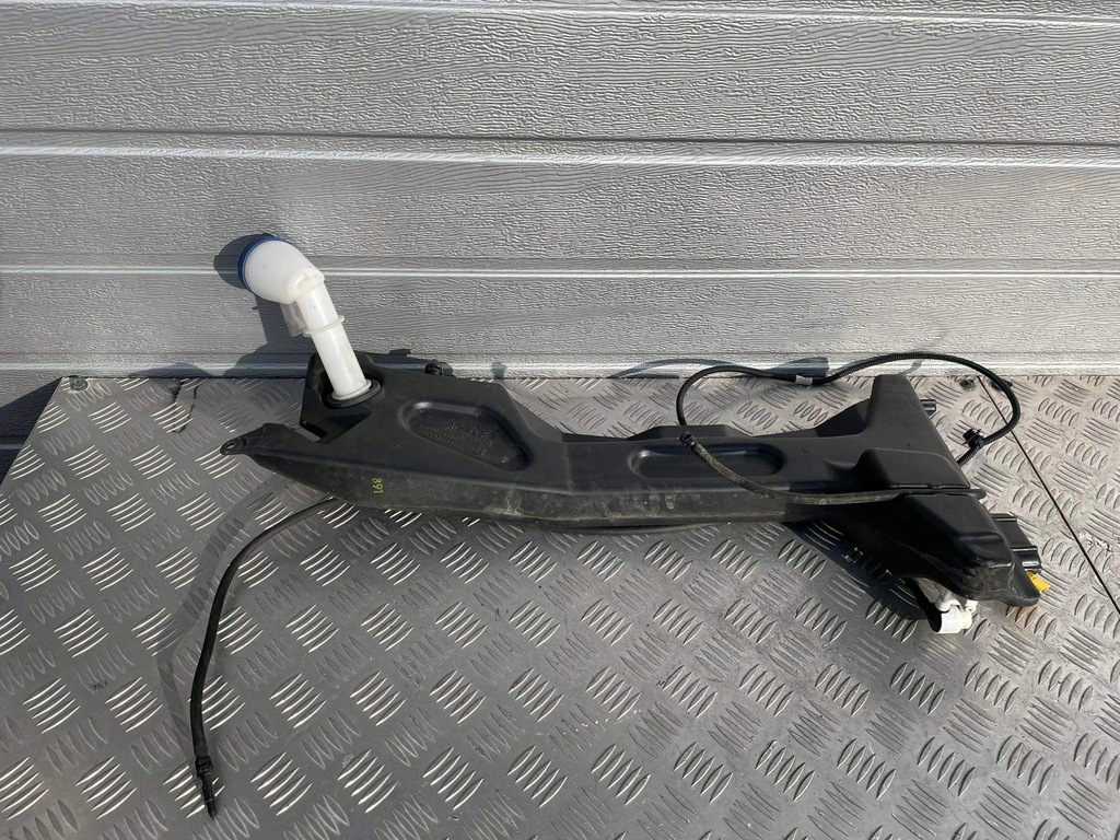 фото №1, Citroen c4 picasso бак омывателя ii