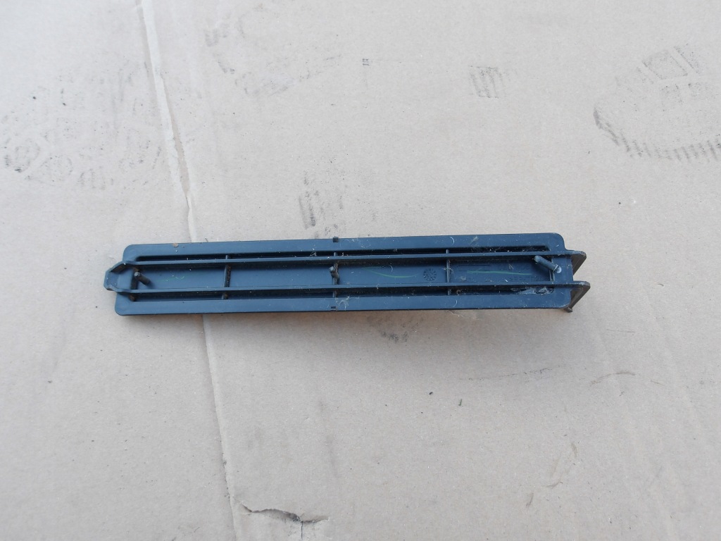 Купить Крышка заглушка фильтра салонный audi a8