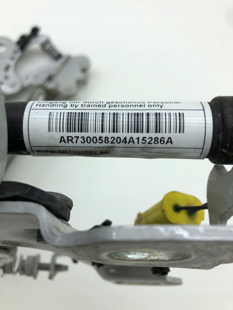 Mini f55 f56 петлі капота піропатрон  лівий правий комплект kolor-a62 7300566 7300565 Київ