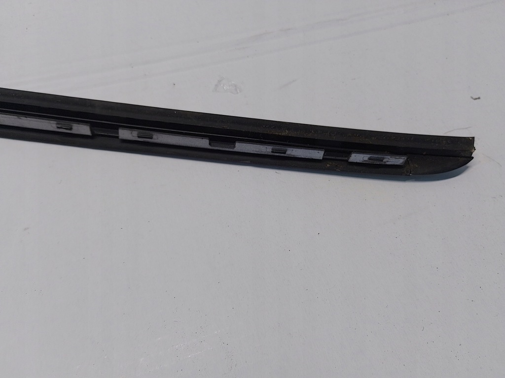 фото №7, Молдинг скло лобове права hyundai i40