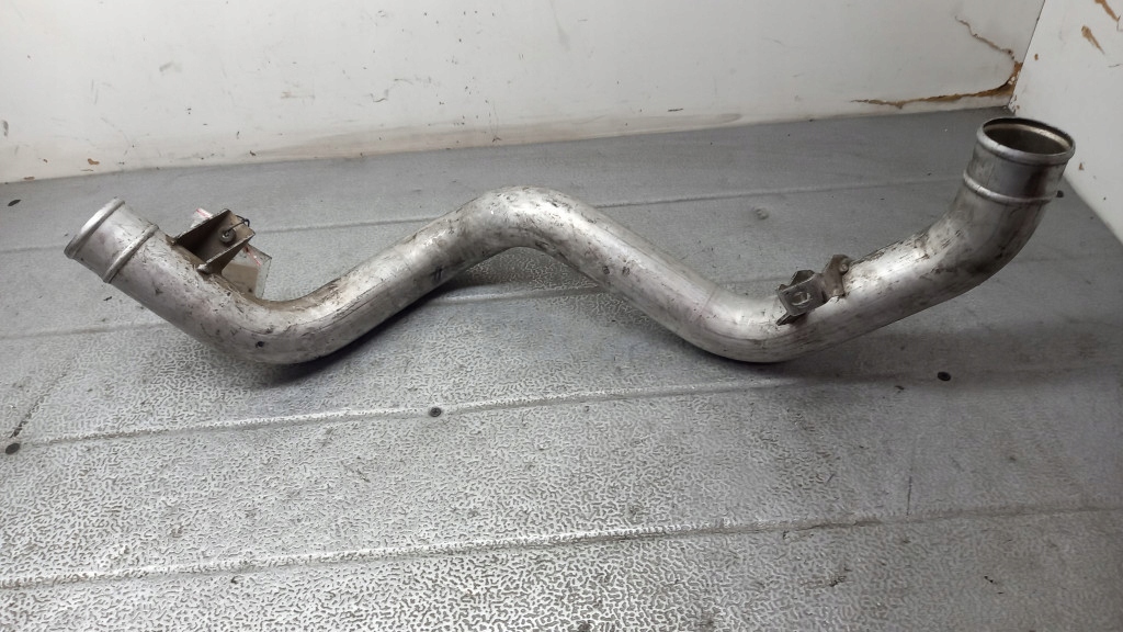 фото №1, Труба воздуха volvo v40