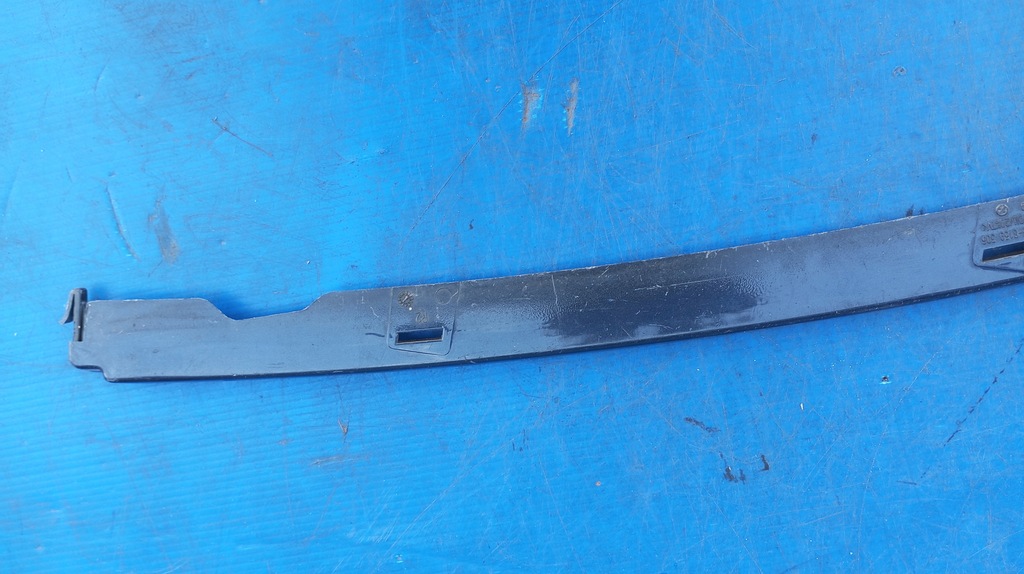 фото №10, Bmw 3 e36 cabrio 8159306 молдинг лампи правий перед