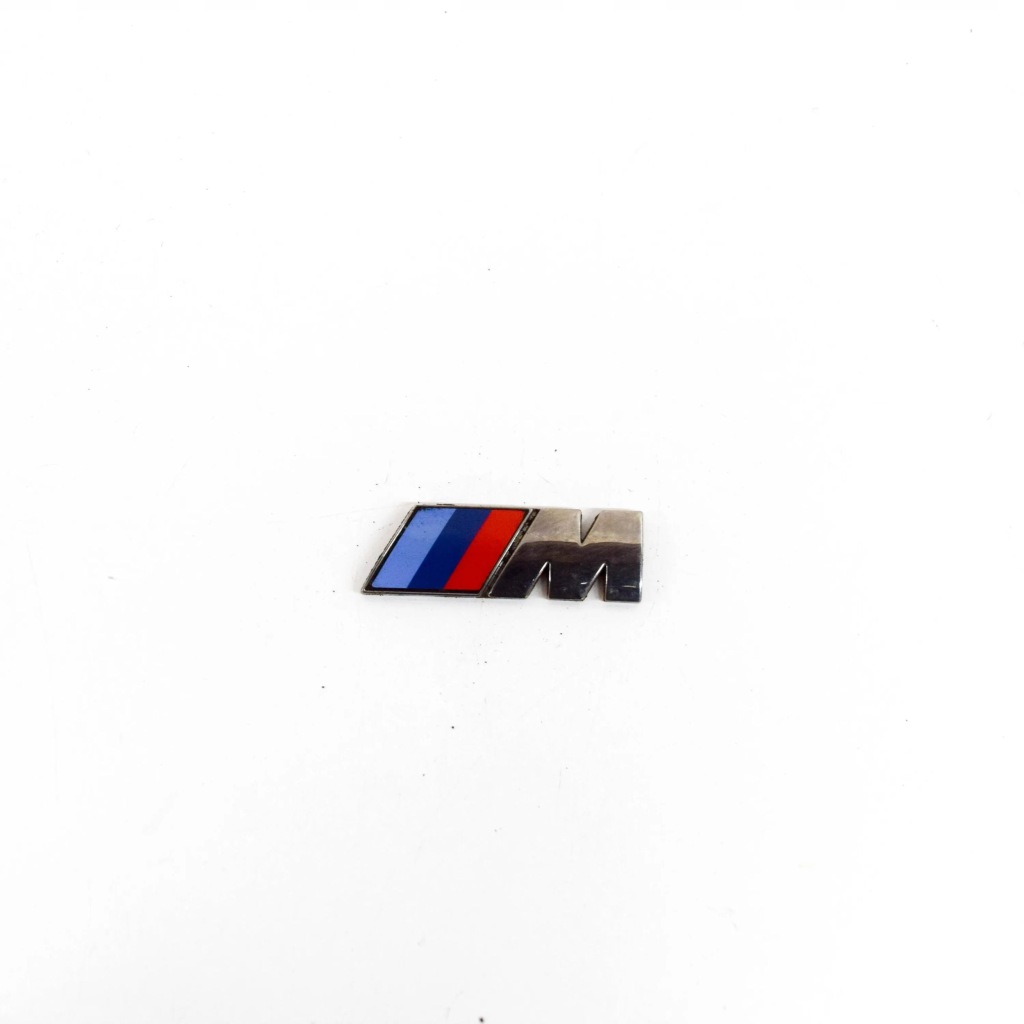 фото №1, Bmw 1 f20 f21 2014 левая сторона другой эмблема / значок