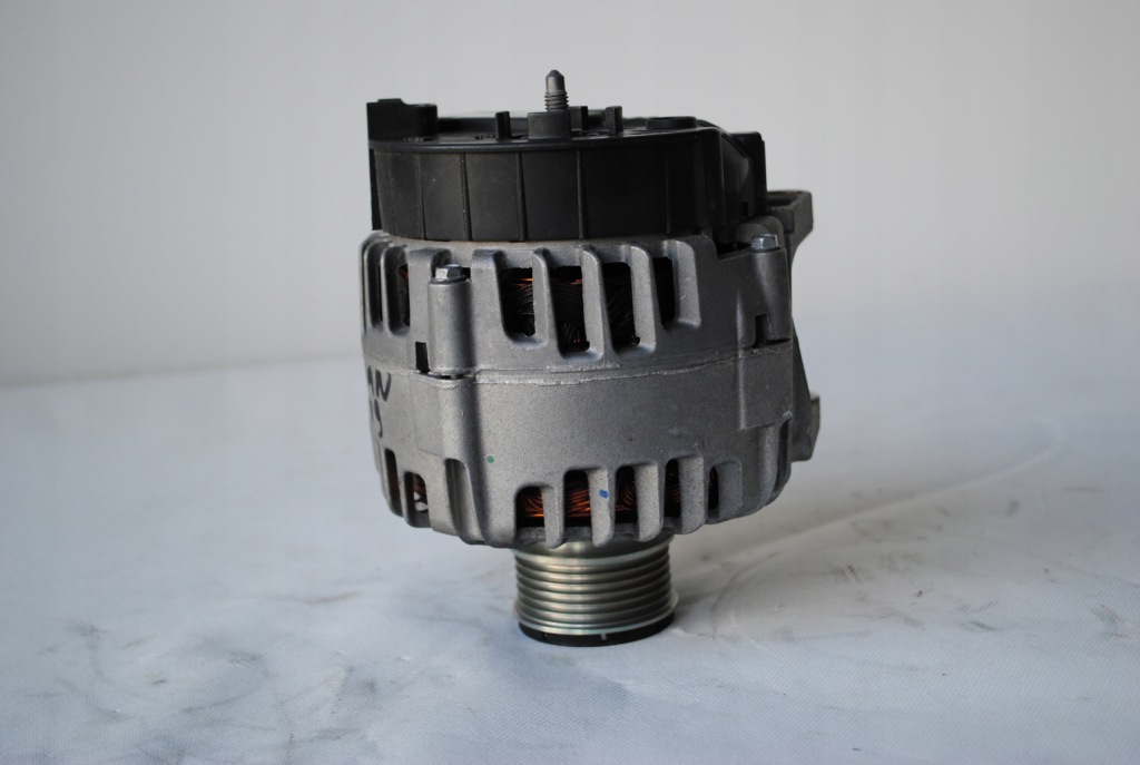 Генератор 231000026r renault Недорого