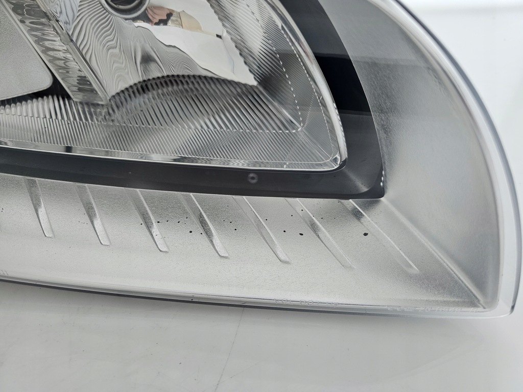 фото №15, Фара volvo s80 v70 xc70 ксенон d1s/h7 2007-2013 правая