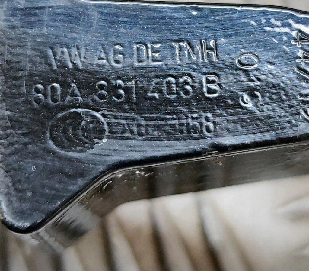 фото №7, Audi e-tron 2020 левая сторона петля нижний дверь задних