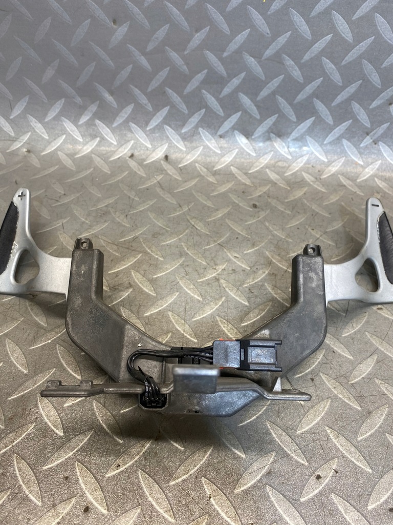 фото №7, Лепестки переключатели touchtronic коробки aston martin db9 4g43-7l237-ac