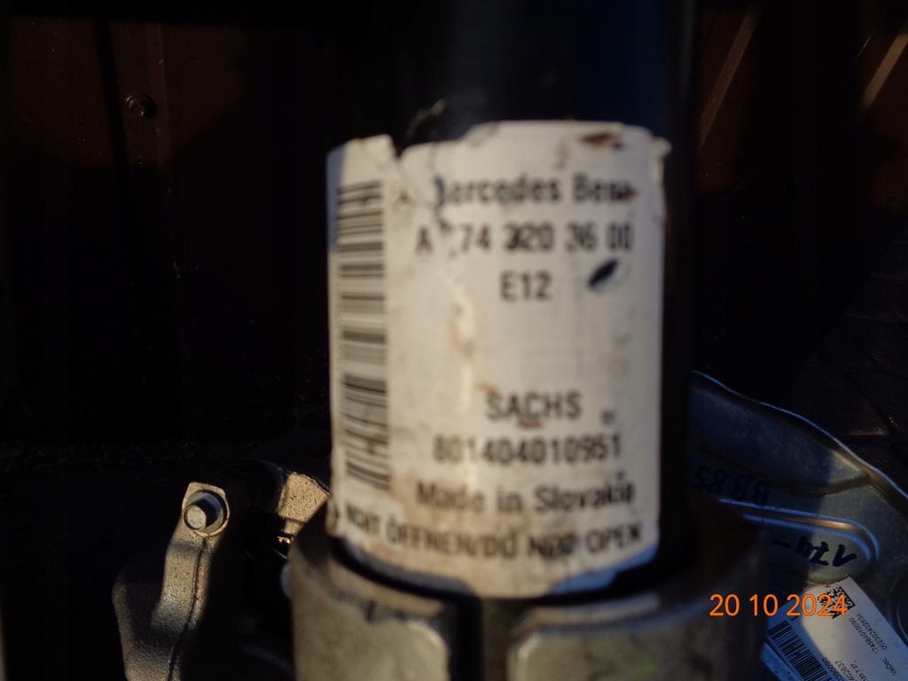 фото №8, Поворотний кулак амортизатор важіль комплект ліва права mercedes w174 cla najnowsz.