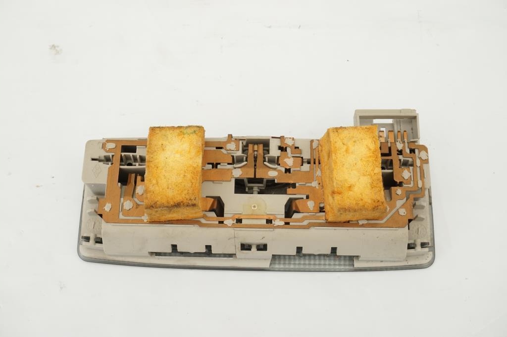 фото №4, Лампа освещение кабины задняя renault laguna ii