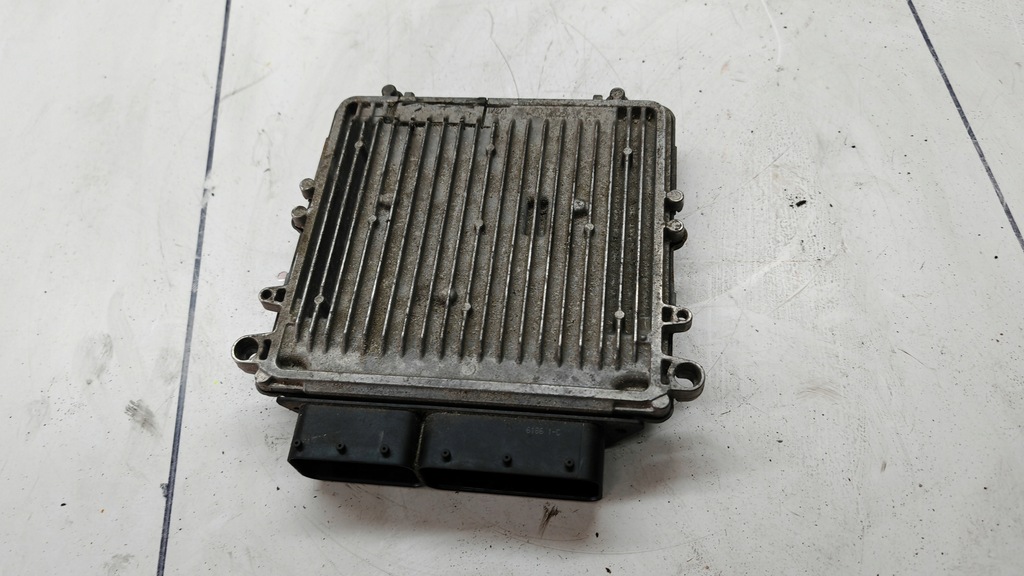 фото №11, Блок управления бортовой компьютер двигателя mercedes r w251 3.0 cdi 0281013385 a6421506791