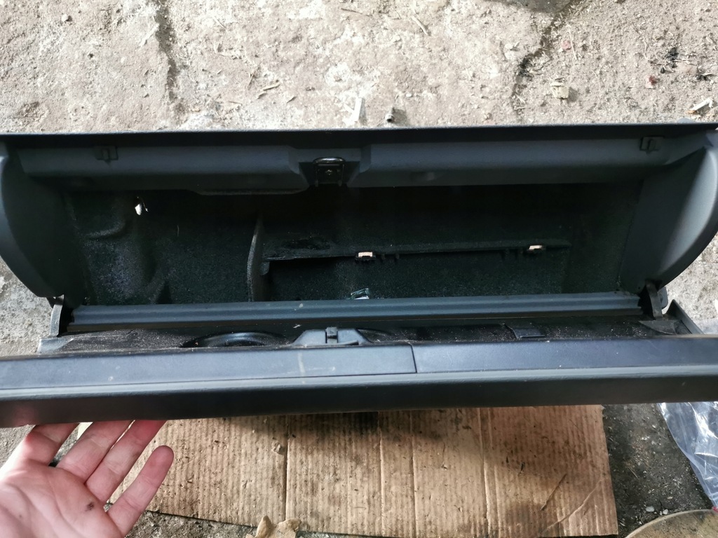 фото №4, Audi a3 8l 1.6 бардачок пасажира