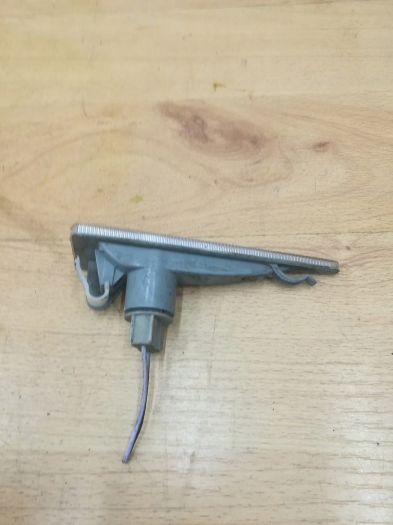 фото №2, Поворотник крыла левый renault espace iv scenic ii