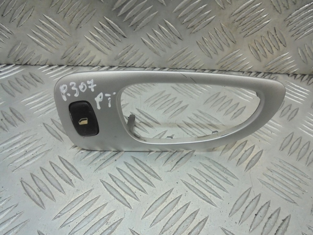 фото №1, Панель переключатель стекло правый задняя peugeot 307