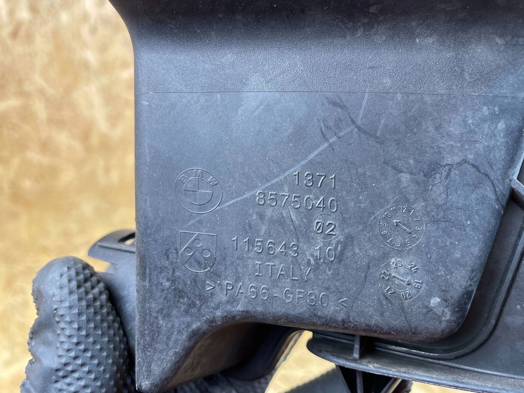 фото №10, Труба шланг резонатор воздуха bmw g11 g12 g30 g31 8575040