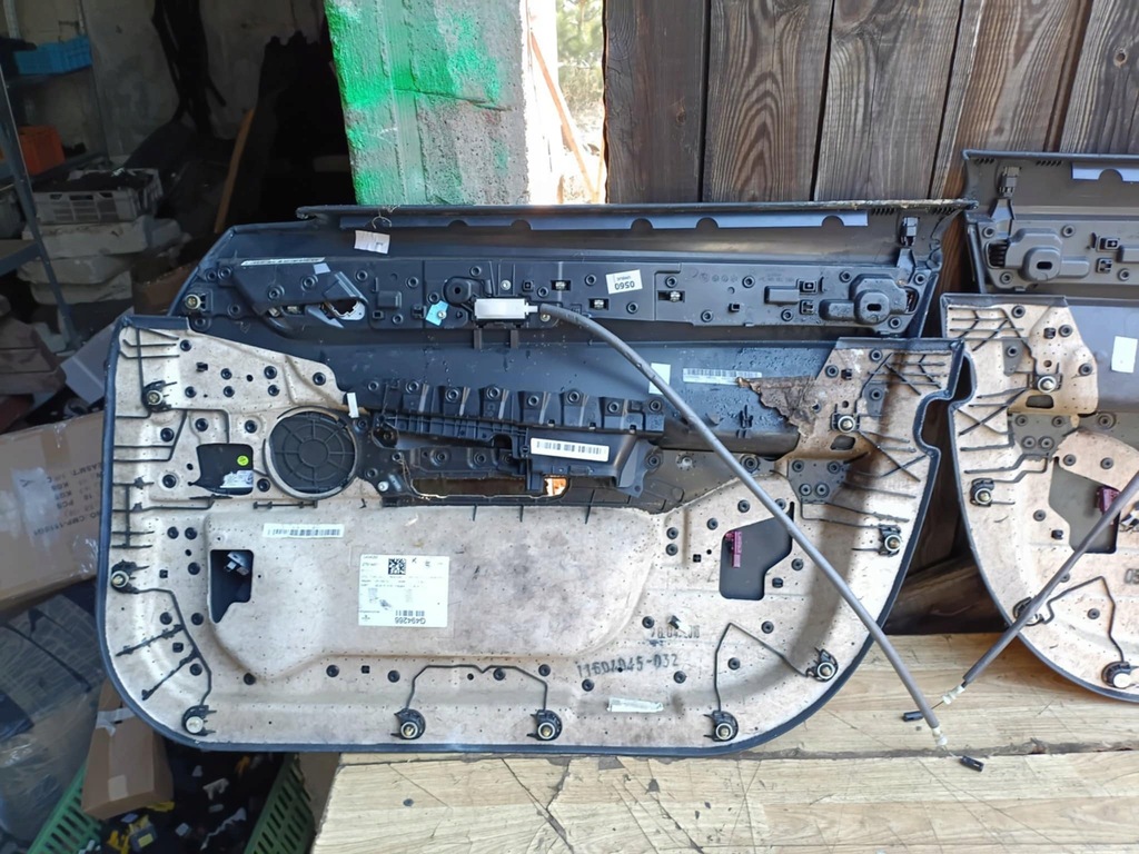 фото №8, Обивка дверь bmw 7 g11