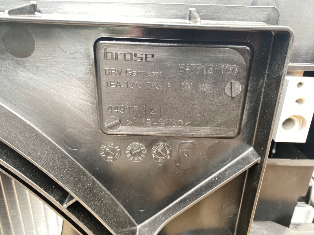 фото №13, Gd vw id.4 усилитель передний полный 11a121293d 1ea816515c 1ea122135h