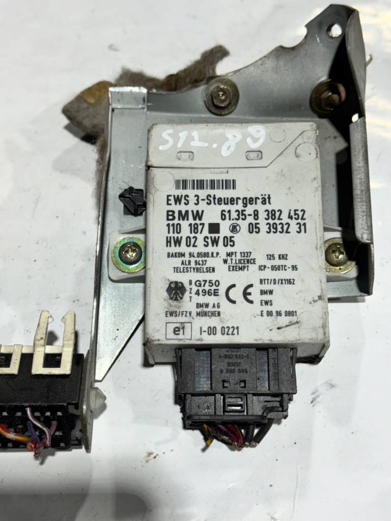 Купити Блок керування модуль ews bmw e39 e46 8382452