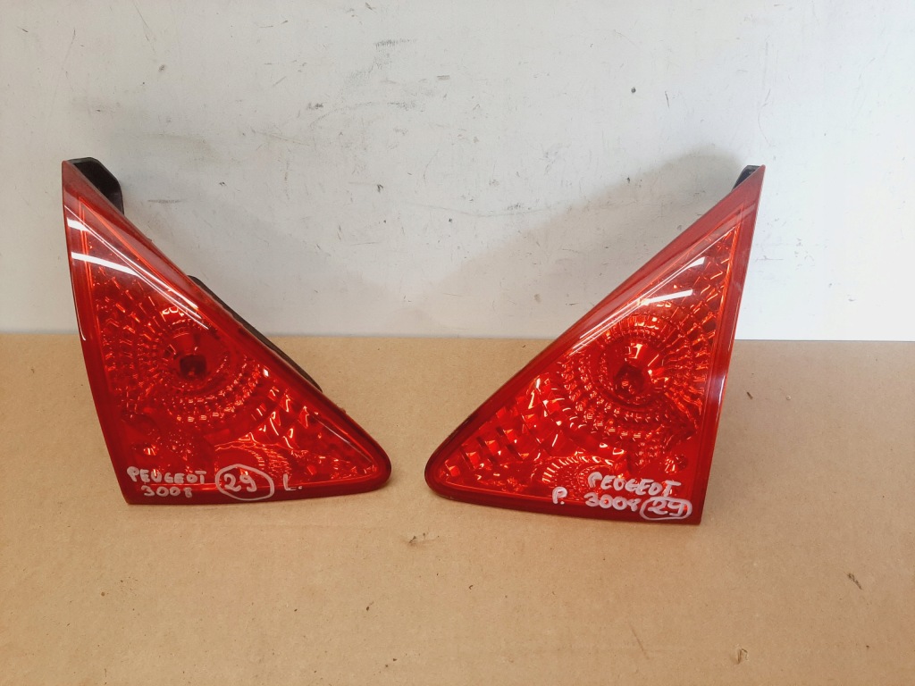 фото №11, Лампа задняя правая + левая w крышка peugeot 3008 i lata 09-12