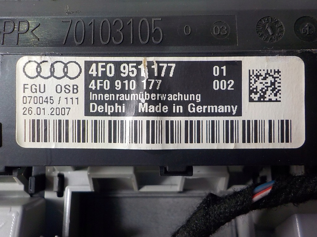 фото №3, Audi a6 c6 s line лампа салону освітлення 4f0951177