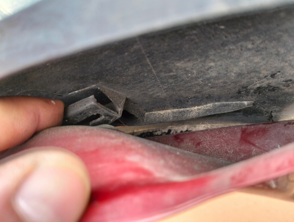 Крыло  левое  перед mini cooper r56 lata 2006-2010 цвет 857/3 nightfire red Оригинал