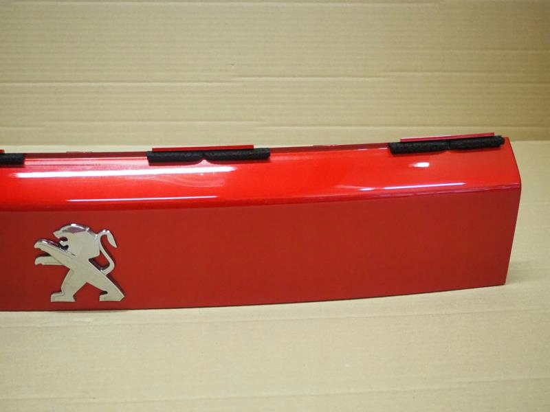 фото №3, Накладка молдинг крышки багажника peugeot 2008 ii