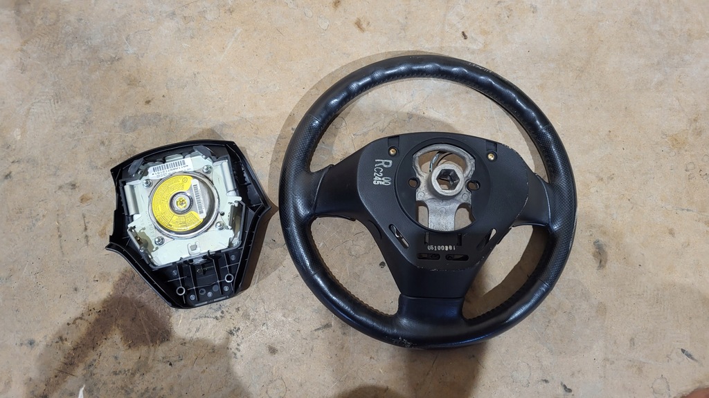 фото №7, Воздуховод с подушка многофункциональный mazda 5 cr 05- 1,8