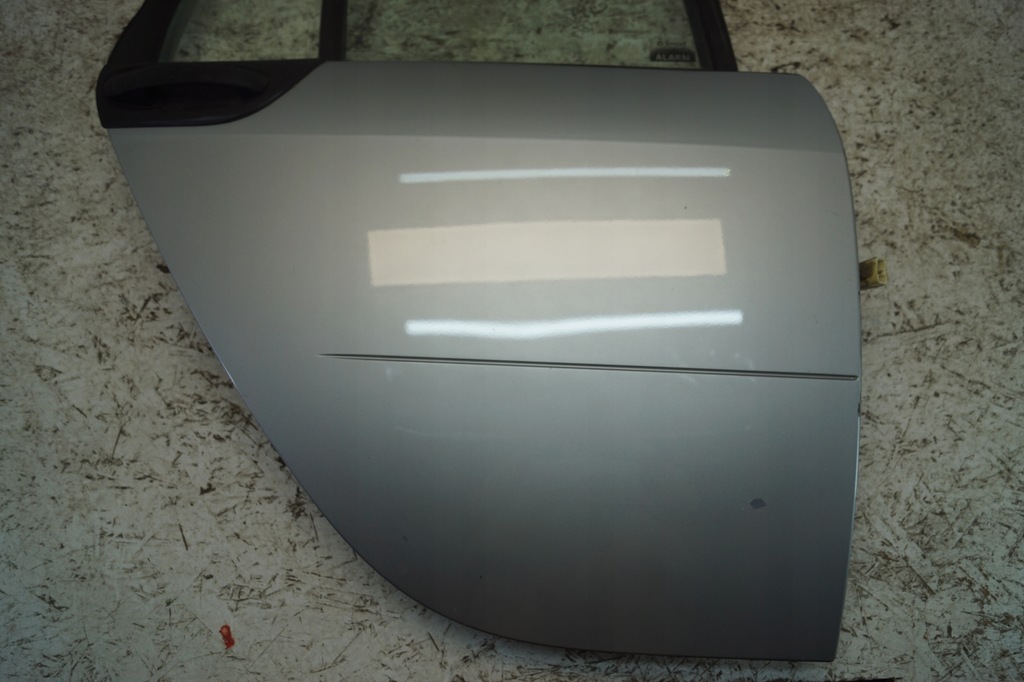 фото №4, Двері правий задня smart forfour